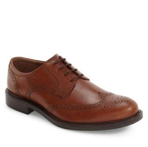 Johnston & Murphy Tabor Wingtip Dress Shoes